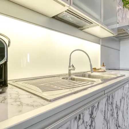 Black Pop By Different דירה בולוניה
